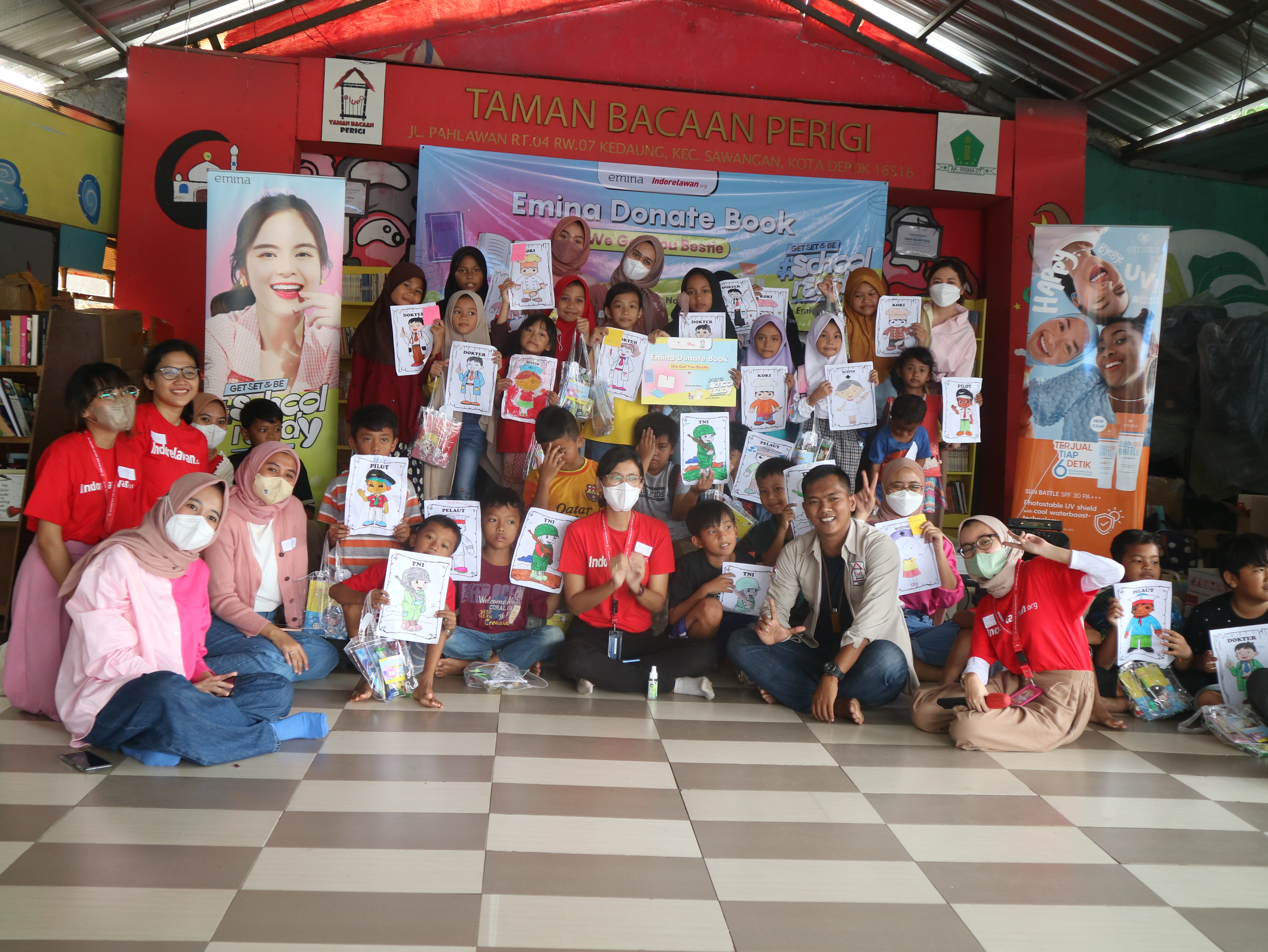 Emina Donate Book