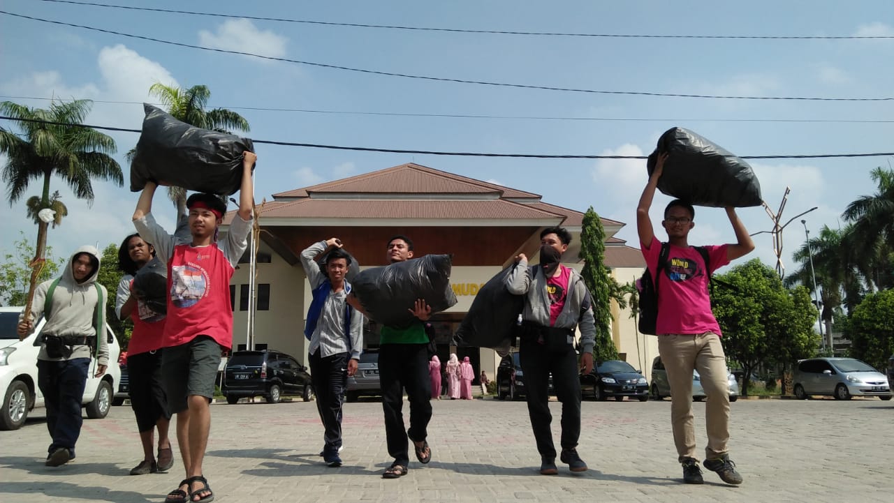 Galeri aktivitas Pulau Pasaran dan Gudang Lelang Bandar Lampung ke-3