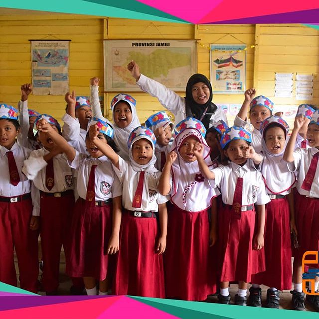Galeri aktivitas Daftar Relawan Dokumentator Kelas Inspirasi Jambi4 ke-2