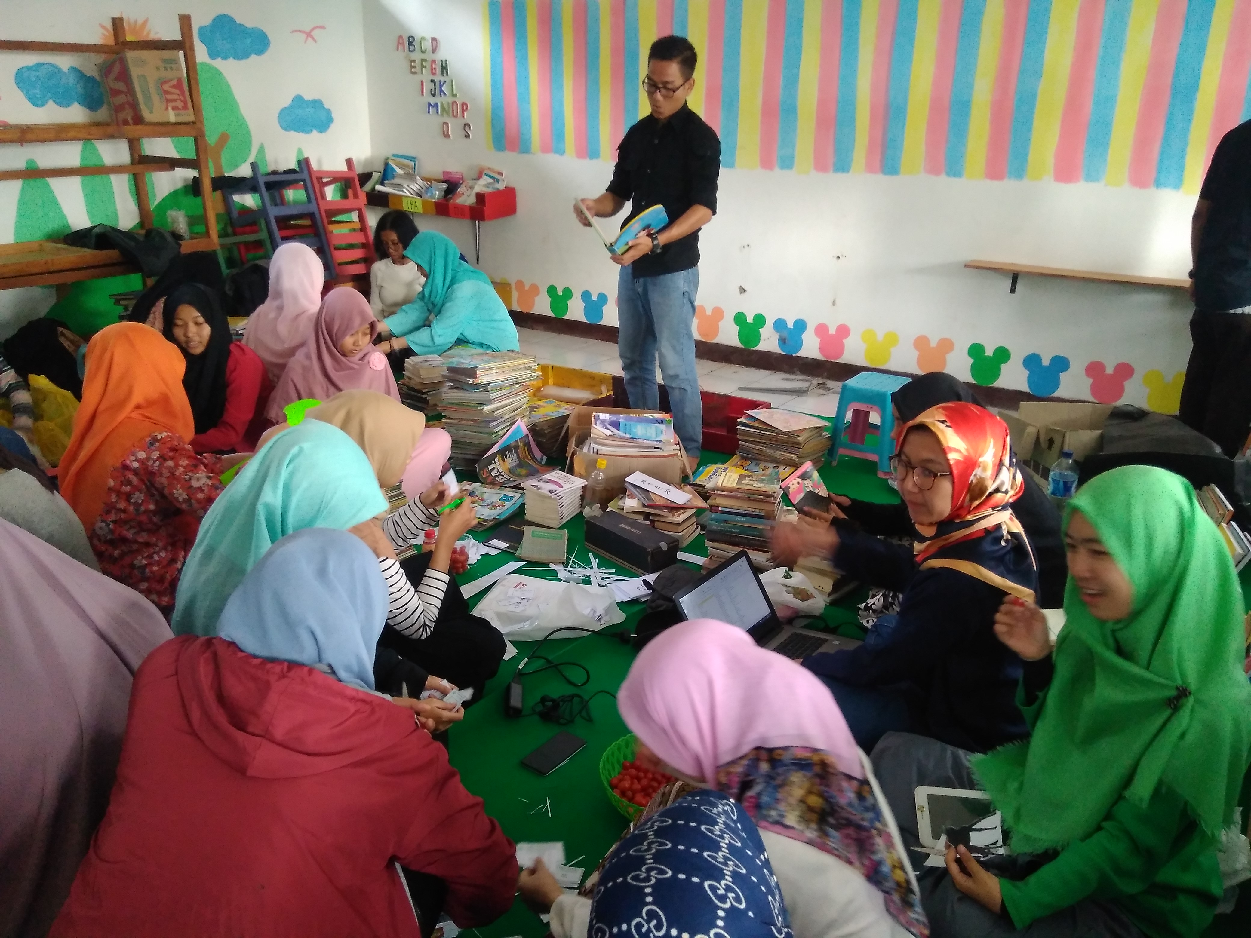Galeri aktivitas Pendaftaran Relawan Angkatan 3 Creavill Bandung ke-6