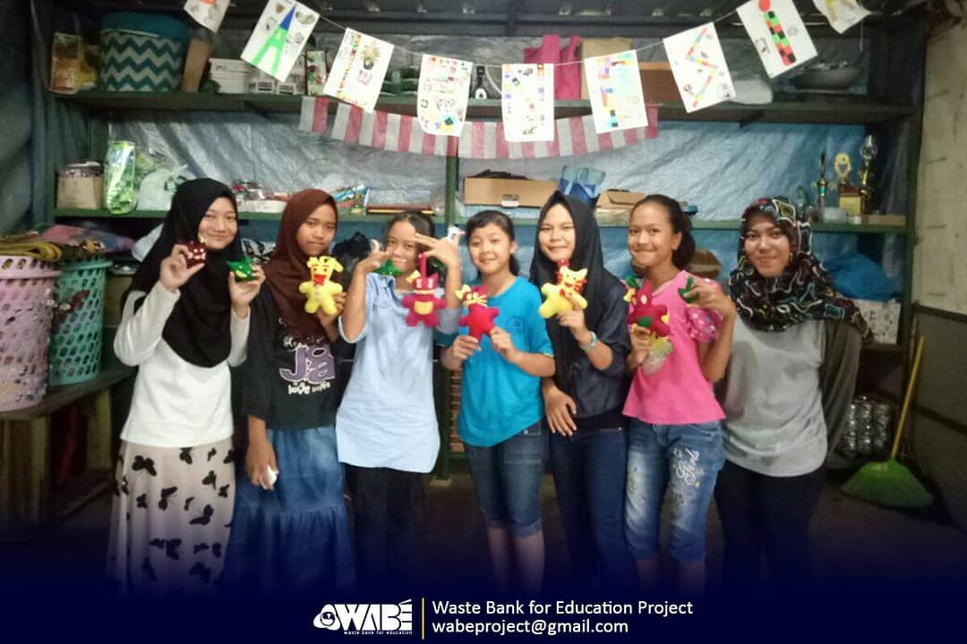 OPREC CRAFTING & RECYCLING VOLUNTEER