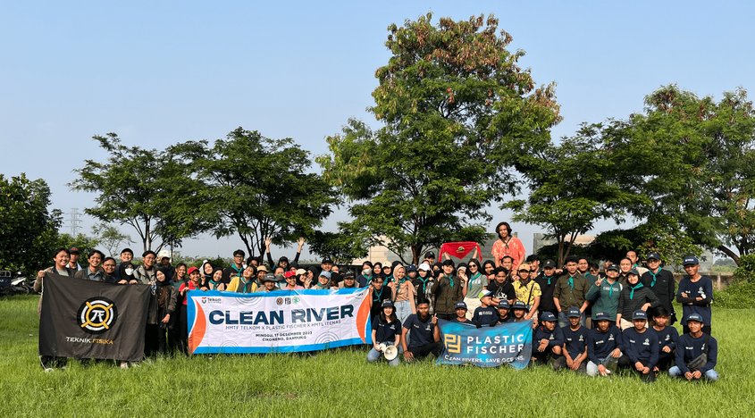 River Cleanup Plastic Fischer