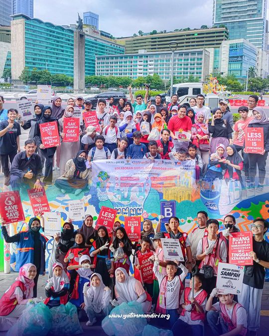 Galeri aktivitas Sambut Bulan Suci : Aksi Bersih Velodrome ke-5