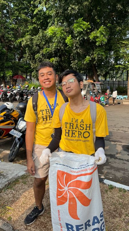 Galeri aktivitas Clean up Trash Hero Jakarta ke-202 ke-8