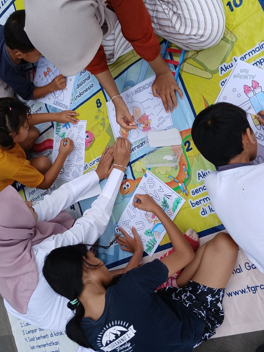 Galeri aktivitas volunteer ALWAys fun! ke-6